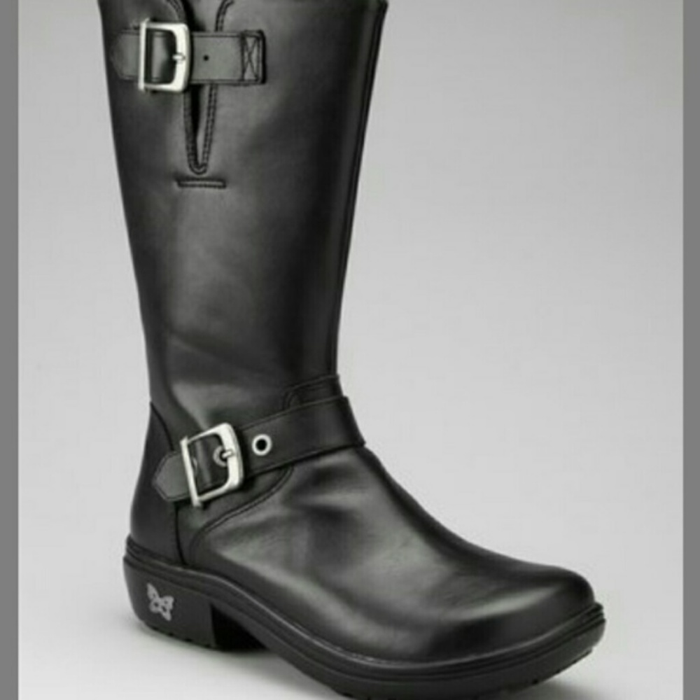 **SOLD**Algeria Black Boot sz 40